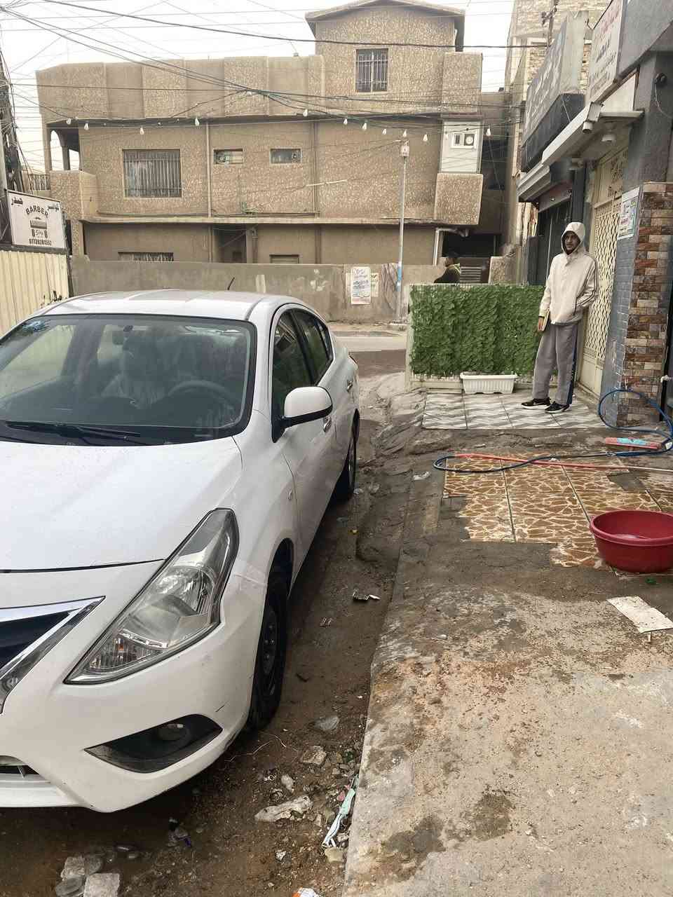 سلام عليكم نيسان سني 2017بيها ثلاث قطع صبغ اثر شخوط بدون معجون صدر جيد مكينة وكير جيد كهربائيات جيد تبريد جيد سيارة جاهزة رقم جديد دعامية ورة شوية يرادلها تطبيك قليل للتوضيح مكاني حي جهاد الرفاق *********** سعر 88بيها مجال قليل
