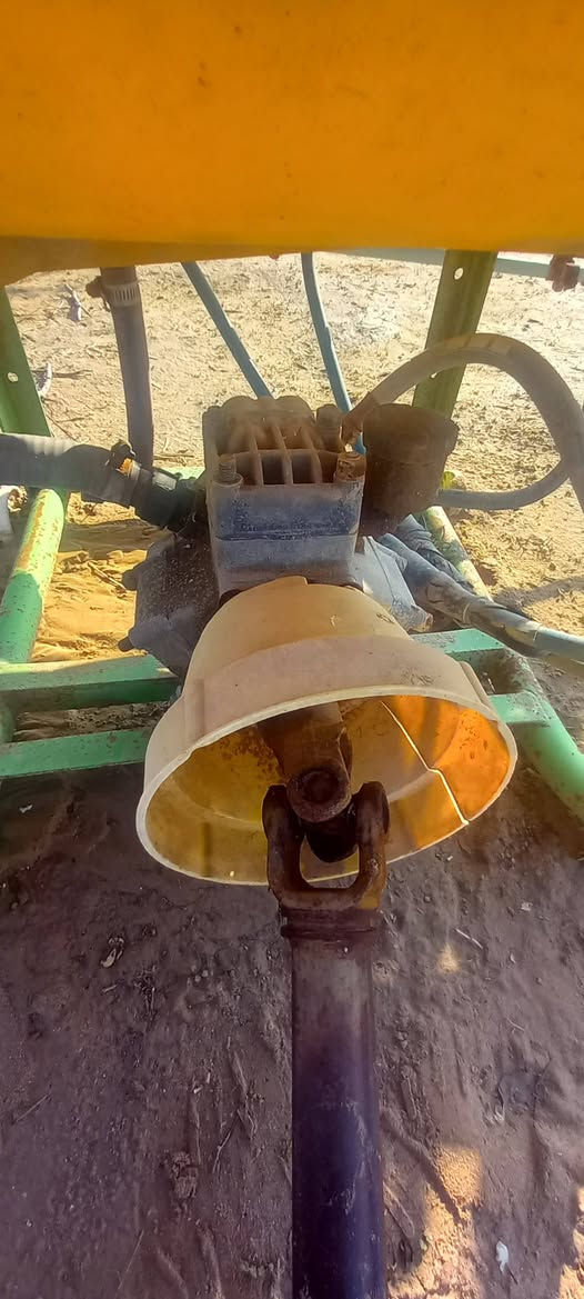 السلام عليكم. هولدر 400 للبيع.  ضغط الماطور ضعيف   السعر 350وبه مجال
العنوان.  الناعمه
***********
