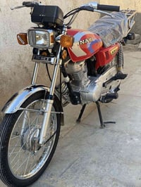 دراجه نامه اصلي امتياز مكفوله من كلشي النضافه كدام عينك السعر او اي ست...