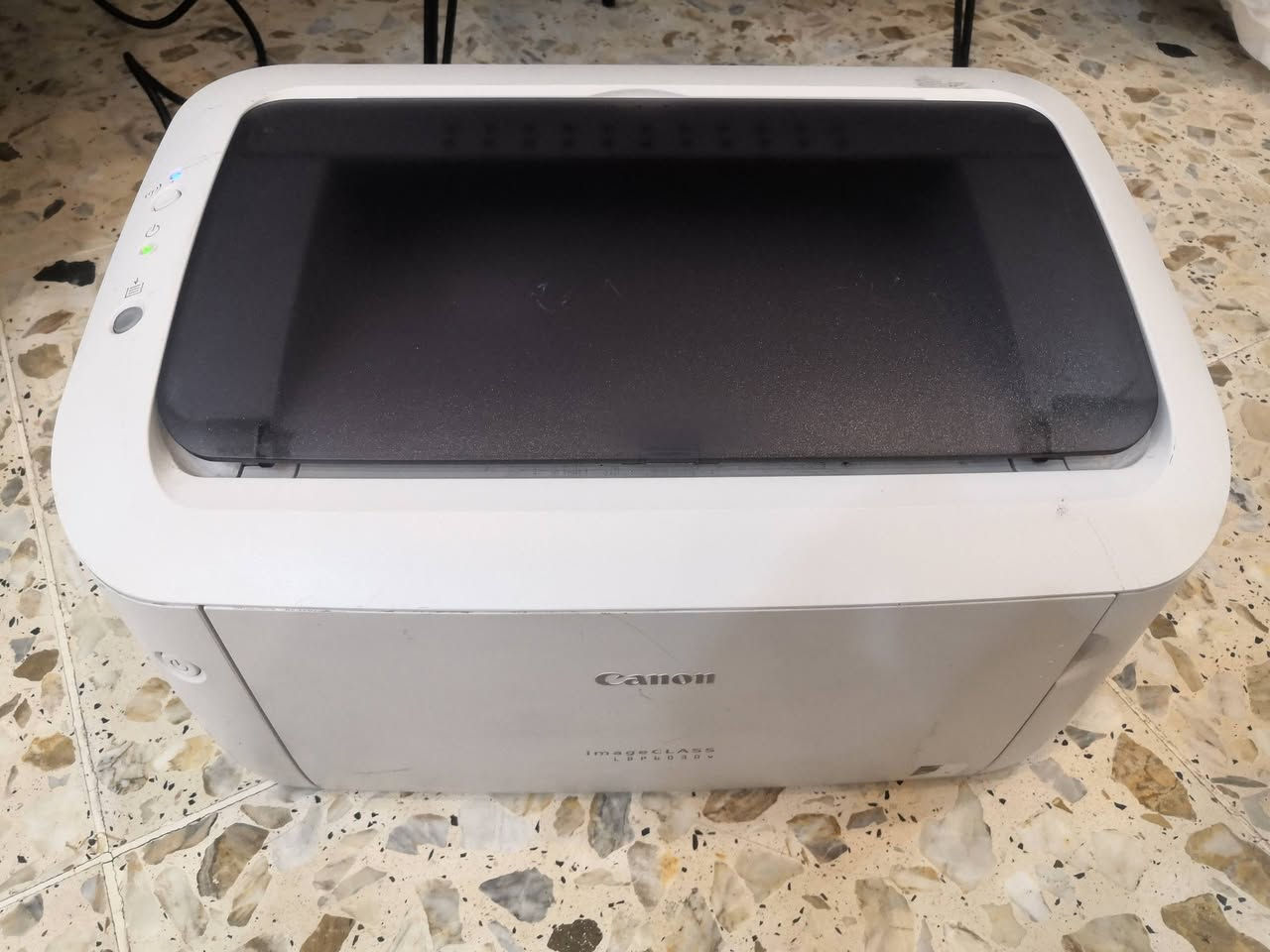 طابعه كانون 6030W ليزريه عاديه
طباعه فقط سحب يعني فقط
طباعه من وايفاي من النقال والحاسبه مباشر
طباعه من النقال والحاسبه مباشر بالكيبل
حبر باودر لا يخرب ولا يجف و متوفر رخيص
سعر الطابعه ٩٠ الف
يتوفر توصيل لكل المحافظات


**إذا كنت صاحب هذا الإعلان وتريد حذفه لأي سبب، رجاءا أرسل رسالة إلى الدعم الفني**