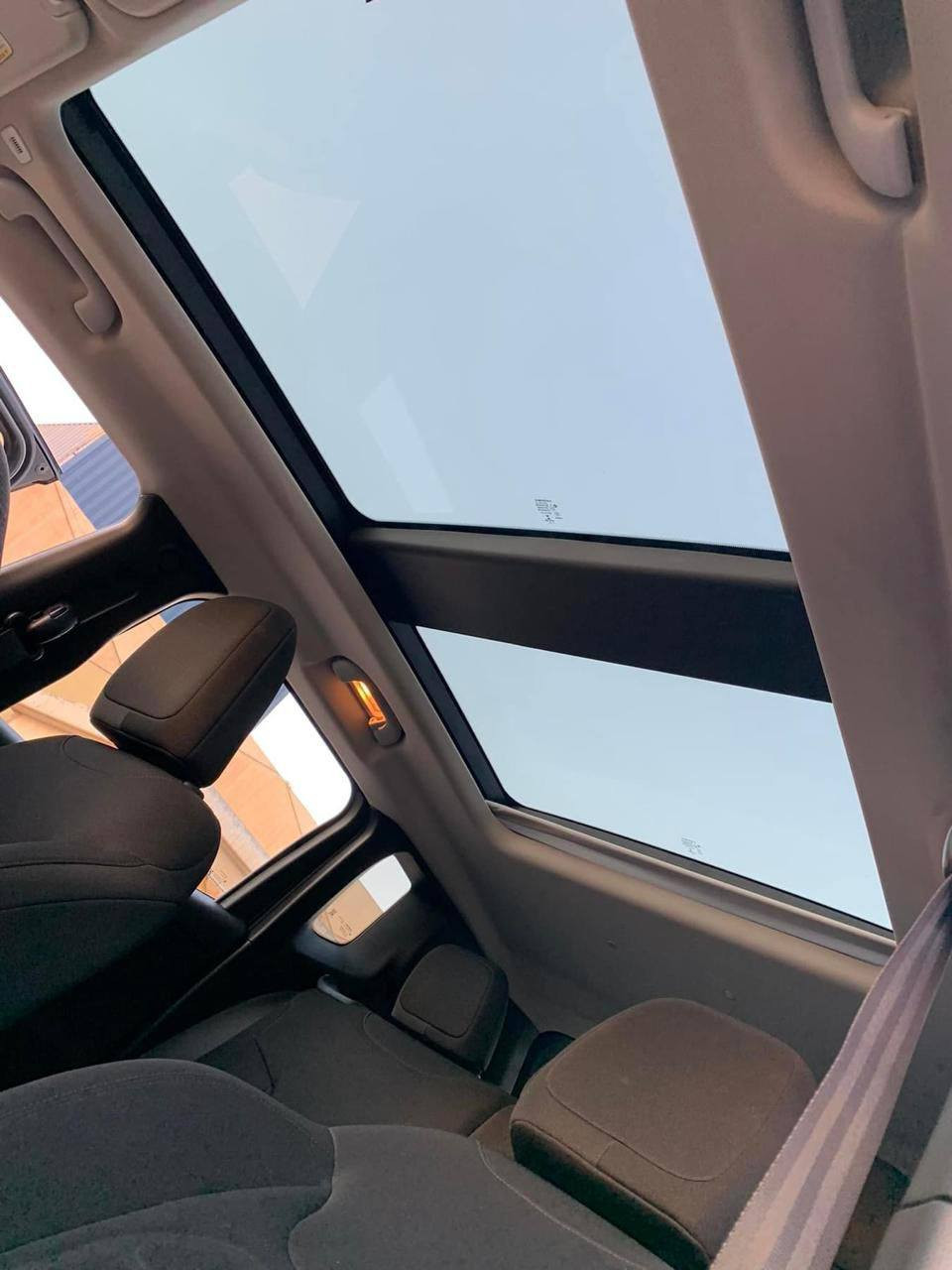 2021 محرك 2400 أعلى مواصفات. ضرر جاملغ وبنيد.مكانها الكاظمية للاتصال ***********
