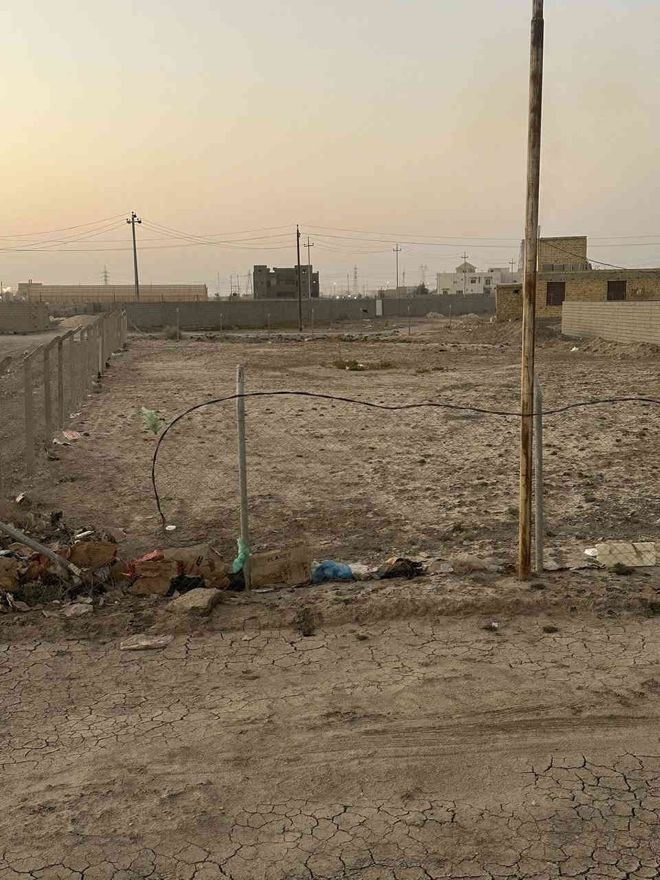 قطّعه زراعي مساحه 500 للبيع 
مكان طريق القاعده  مقابل مجمع المن الوطني 
غريب ع المعارض الجديده  

ستفسار ***********
