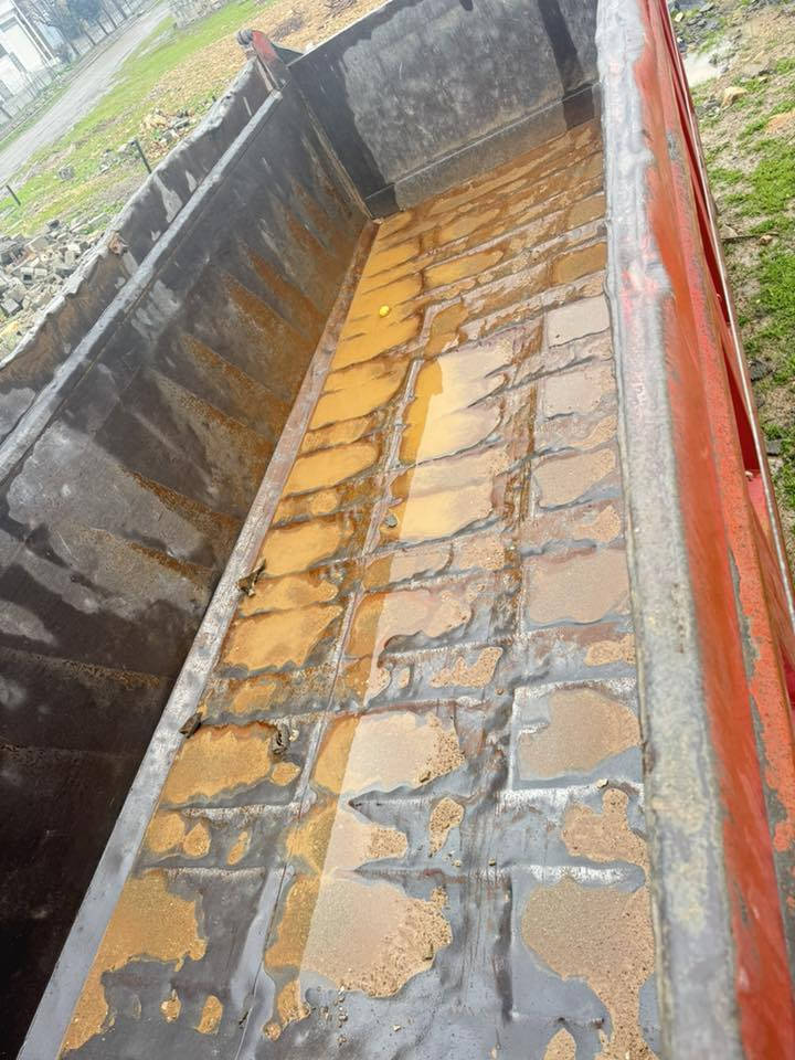 بۆدی بۆ فرۆشتن ١٩ مەترە درێژی دەبڵ شانسی ٦مەتر درێژی بۆدییەکە ٥.٧٥
شوێن بەردەقارەمان-بازیان                  ***********
***********
