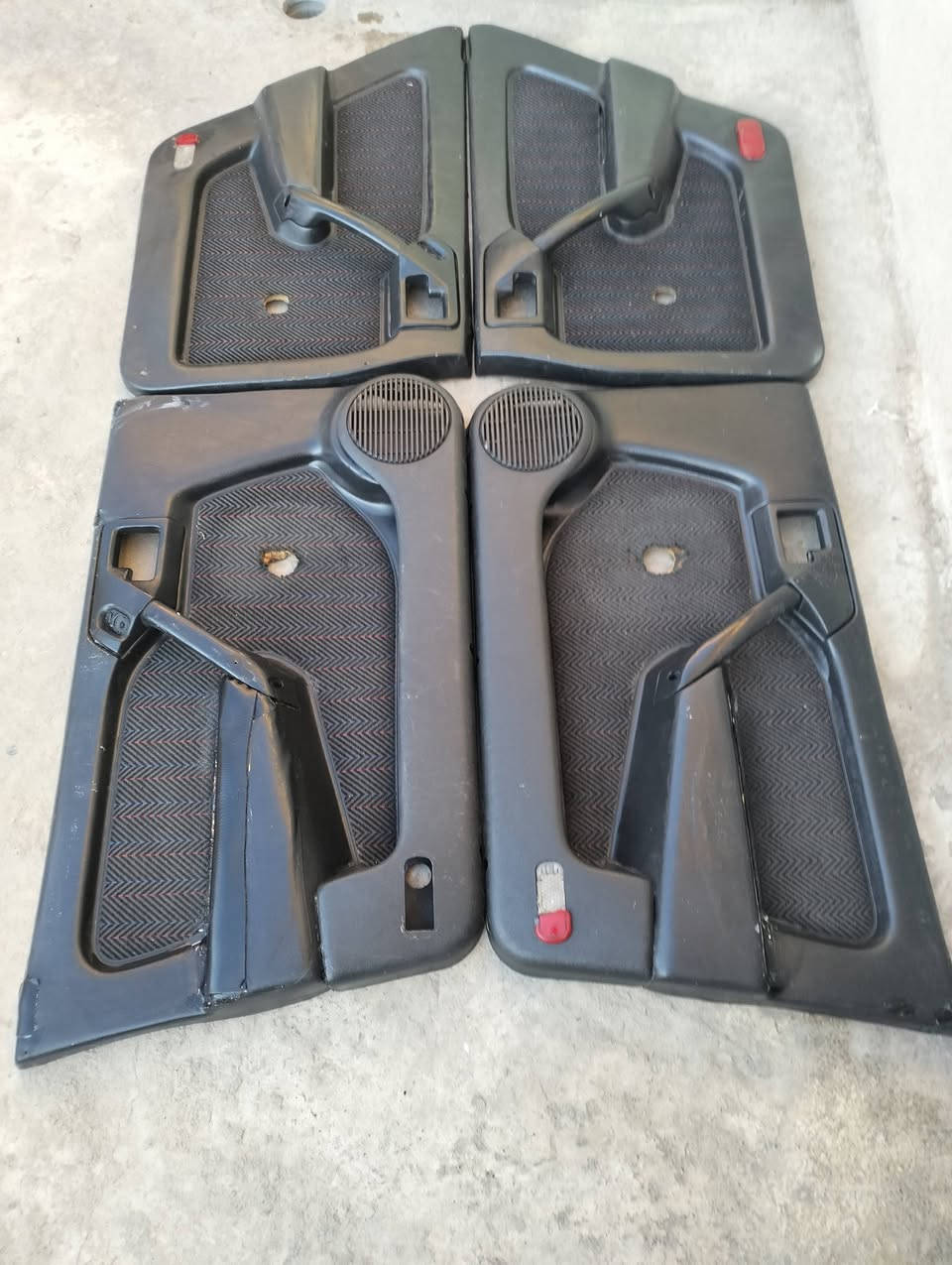 بطاين فكتره للبيع  طخمين  اسواد طخم صاج و طخم عادي  مكان موصل الايسر توصيل ما عندي استفسار على رقم ***********📞�

***********
