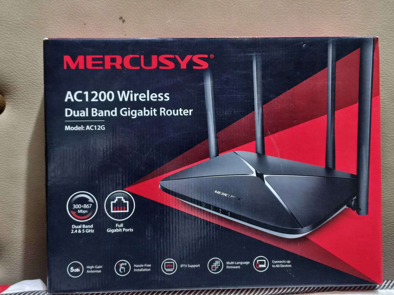 اسلام عليكم راوتر من شركه  MERCUSYS للبيع
ما بين اي خلل ولا مصلح نضيف كلش الكارتون و الكيبل الأصليات مالاته موجودات للبيع بسعر مناسب و رخيص حيلل 
شراي راسلني خاص او عله الواتساب ***********
