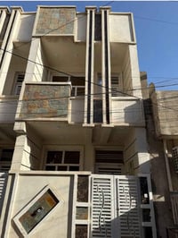 للبيع مشتمل حديث   المساحة  65 متر     الواجهة   4 متر    يحتوي على غر...