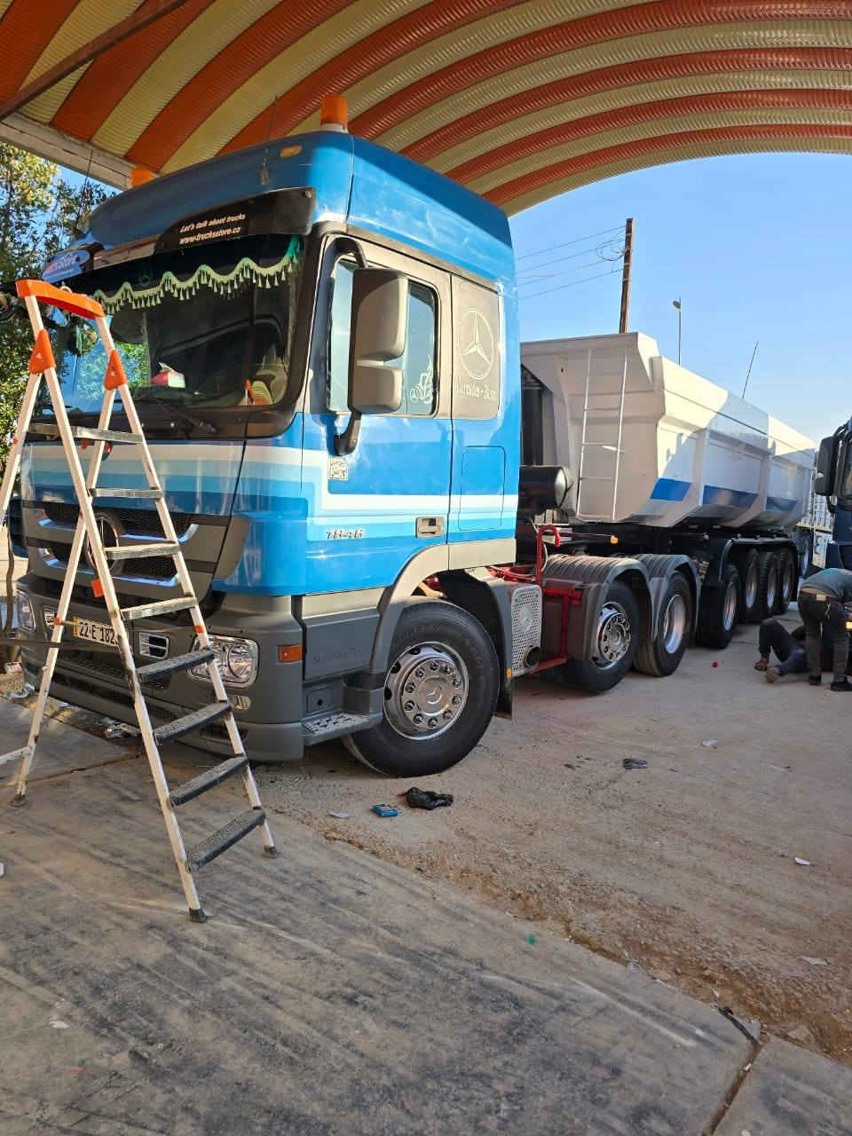 اسلام عليكم كتروز دمعه 2004 محدثه حاجب البيع سياره خير من الله مربوطه وكامله تاخذها  كبل الشغل مكينه جديده بيها سنكل امامي دوار ***********
