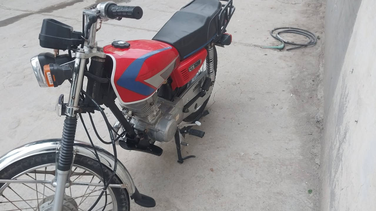 سلام عليكم دراجه ٤ كير مديل ١٤ صولي معمره ٢٢ ( ٦٠٠ )  وبيه مجال [*********** ]
