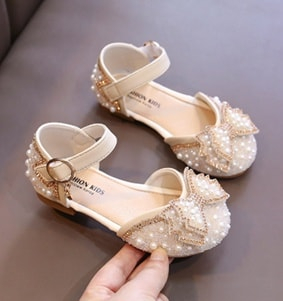 حذاء اطفال موديلات 2026
قياس  22إلى 35

السعر حسب الموديل 

لحجز بلخاص او بلواتساب ***********
يوجد خدمه توصيل إلى جميع المحافظات
