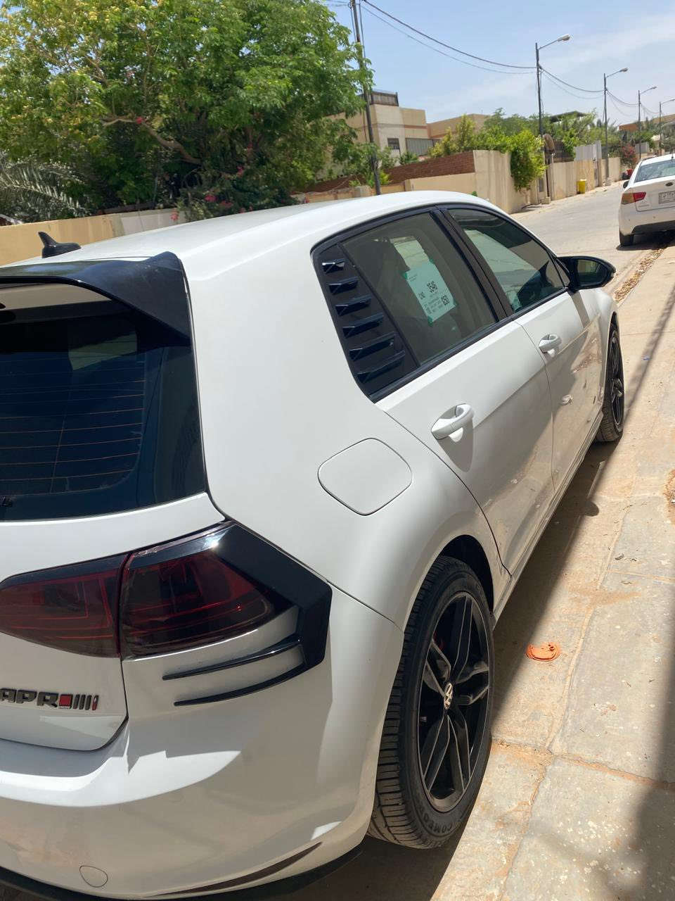 Volkswagen SEL كولف موديل 2016
Tsi

رقم اربيل جديد

محرك 1.8L دوش توربو 

تبريد قطعتين

شفتات ستيرن

اشاير مري

كاميرا خلفية

حادثها بسيط ٣ قطع (بنيد وچاملغات امامية) وصور الحادث مرفقة وبيهه طخة بسيطة بباب السايق ما مصلحة

السيارة حلوة ونظيفة 

عنوان السيارة النجف قرية الغدير

السعر 105 $

للاستفسار ***********
