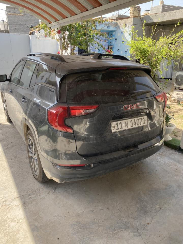 جمسي تيران 2019 SLE
1500T 
فول مواصفات 
بصمة تشغيل + بصمات أبواب 
بنوراما 
تدفئة كشنات اماميه  
تخم تاير جديد 
بيه 3 قطع 
حادث امريكا جاملغ سايق فقط 
وبالعراق صاير بيه باب جه السايق وجنطه 
 السعر 130 وبيه مجال 
***********
