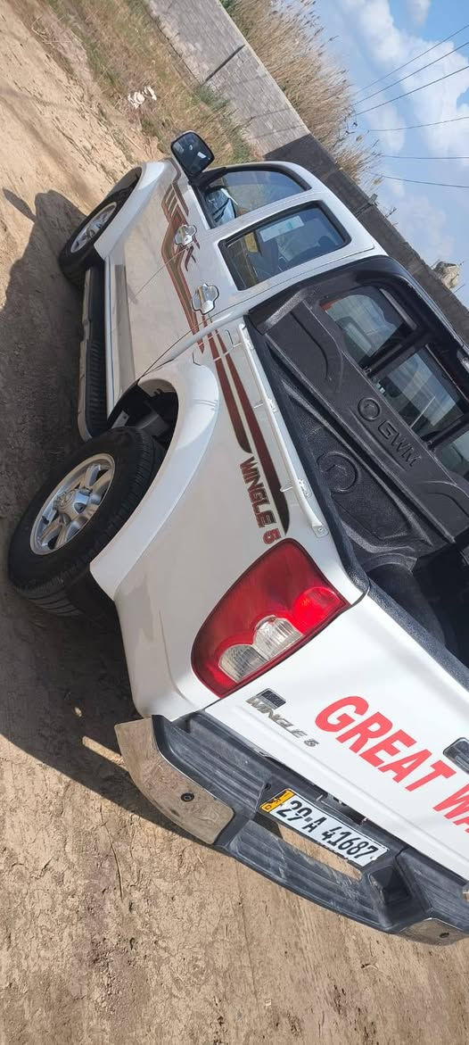 السلام عليكم سياره كريت ويل للبيع  مديل 2023رقم واسط مكان السياره واسط النعمانيه السياره كفاله عامه سياره جاهزه تخم تاير جديد السعر  135$ وبيه مجال  رقم صاحب السياره*********** السياره بسمي تحويل مباشر ثاني يوم مكلف بل نشر غير متواجد عل فيس بوك
