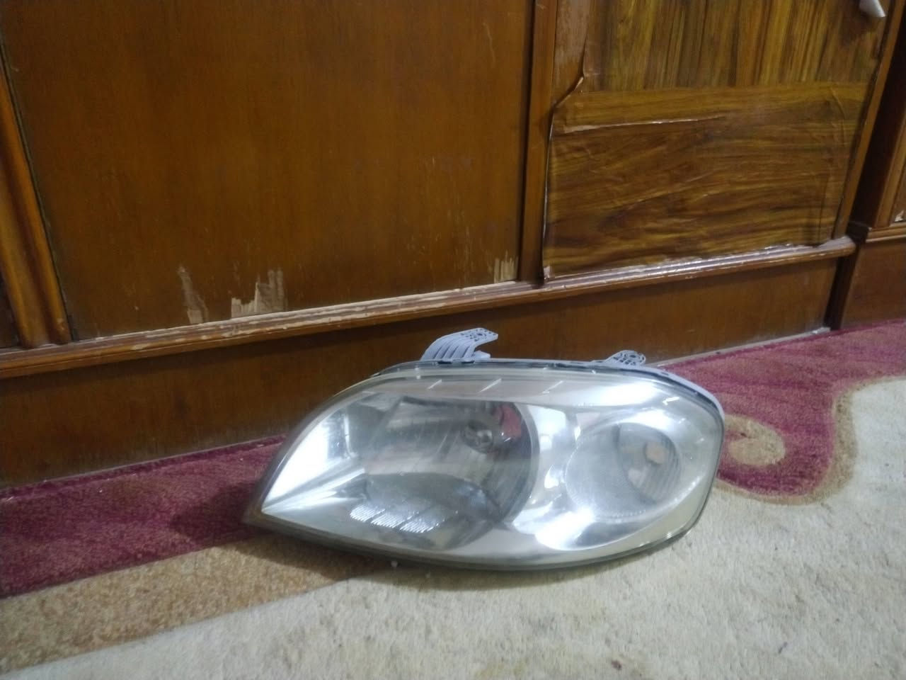 سلام عليكم تك  يسرا افيو 2011 اصلي اصلي تفصيخ المكان النجف
***********
