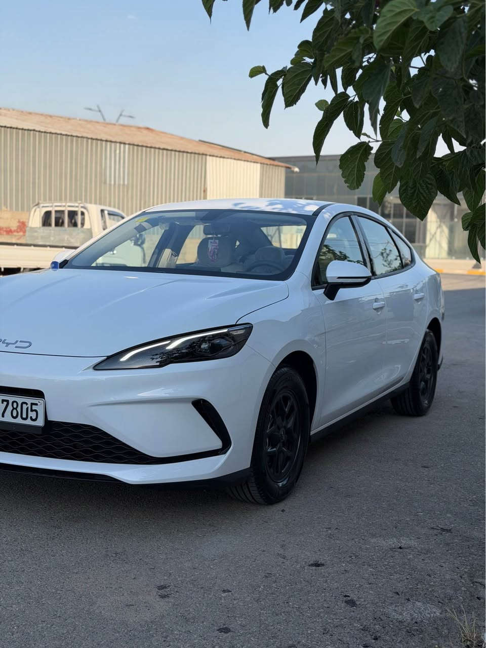 سلاوى خواتان ليبيت 
BYD sel 05 
بيوايدى سيل 
موديلى ٢٠٢٥ 
٤٠٠٠ كم روشتوه 
ناو زه رد 
كامل اشياى خوى له گه له. 
ده عامى بو ده عامى به شرت هيچى پيوه نيه 
ناونيشان سليمانى 
*********** 
تحويل غرامه به شرت السليمانية, العراق
