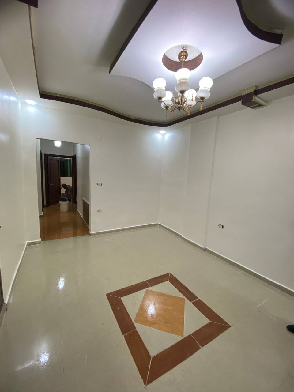 � شقة أحلامك للبيع – الربط / ضاحية الحسين 🌟

✨ مساحة 127 م² | 3 غرف نوم (واحدة ماستر) | غرفة ضيوف | صالة واسعة | مطبخ | 3 حمامات | بلكونة مطلة
✨ واجهات شرقية وجنوبية تهوية وإضاءة ممتازة

📍 الموقع: ضاحية الحسين – الربط
🏥 قريب جدًا من مستشفى بسمة الجديد ومستشفى بديعة
🛍️ قريب من الأسواق والخدمات والمواصلات

💰 السعر: 38,000 دينار فقط – فرصة مميزة للسكن أو الاستثمار

📞 للتواصل والاستفسار الاتصال على الرقم التالي 

0776967029

مكتب الشيخ للخدمات العامه 

أدخل على صفحتنا لتشاهد كل ما لدينا 

#شقق٠فارغه٠للبيع٠ضاحيه٠الحسين٠قرب٠مستشفى٠بديعه٠استثمار٠او٠سكن٠للبيع٠للبيع


**إذا كنت صاحب هذا الإعلان وتريد حذفه لأي سبب، رجاءا أرسل رسالة إلى الدعم الفني**