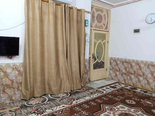 بيت للبيع في حي الفداء قرب السريع بناء 2013 مرتب ونضيف مساحه 100 سعر 110 وبيه مجال للشراي للاستفسار الاتصال او مراسلة الرقم ***********
