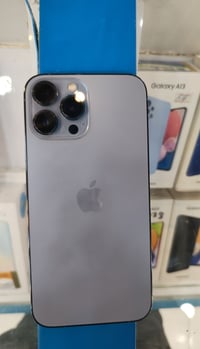 ايفون ١٣ برو ماكس • ٢٥٦ • بطارية ٨٩