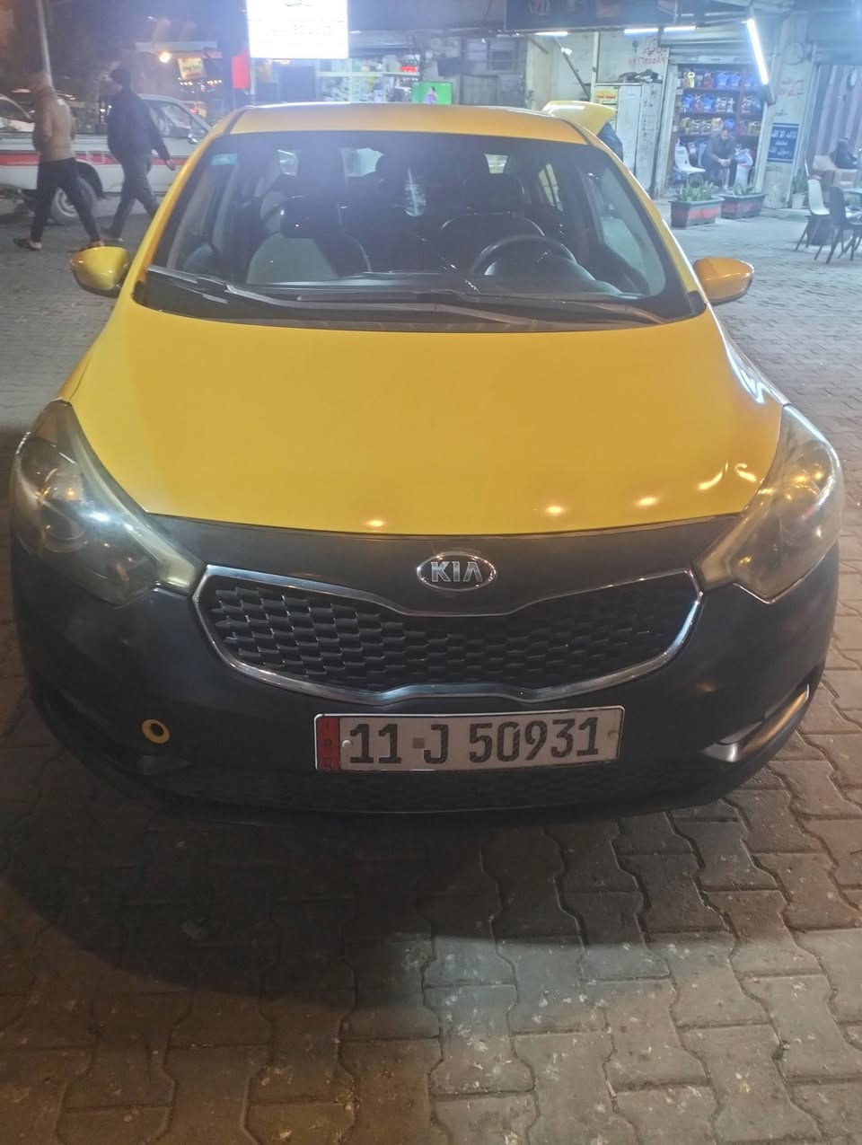 السلام عليكم كيا فورتي موديل ٢٠١٥ للبيع السيارة جاهزه ضربته جاملغ امامي بمريكه ايسر لا شواصي ولا لغد وبيه طخه صغير يم قفل الصنوك بالعراق رقمه بغداد بسمي السياره كبل تحويل مكاني التاجيات يم جسر الدوار السره 105 *********** بي واتساب للبيع فقط
