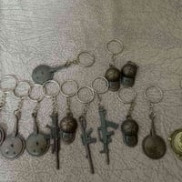 أكثر من ١٦ قطعة • اكسسوارات