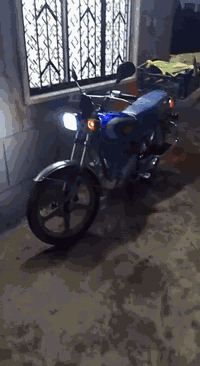 النوعيه بارت عيتاني 99999
واير منيه سبوع صار مشدوده شرط تانكي وكشن صار شهر
والباقي كدام العين كامل متكامل
السعر 300الف وبي مجال للطيبين
للتواصل ***********مستخدم واتساب
