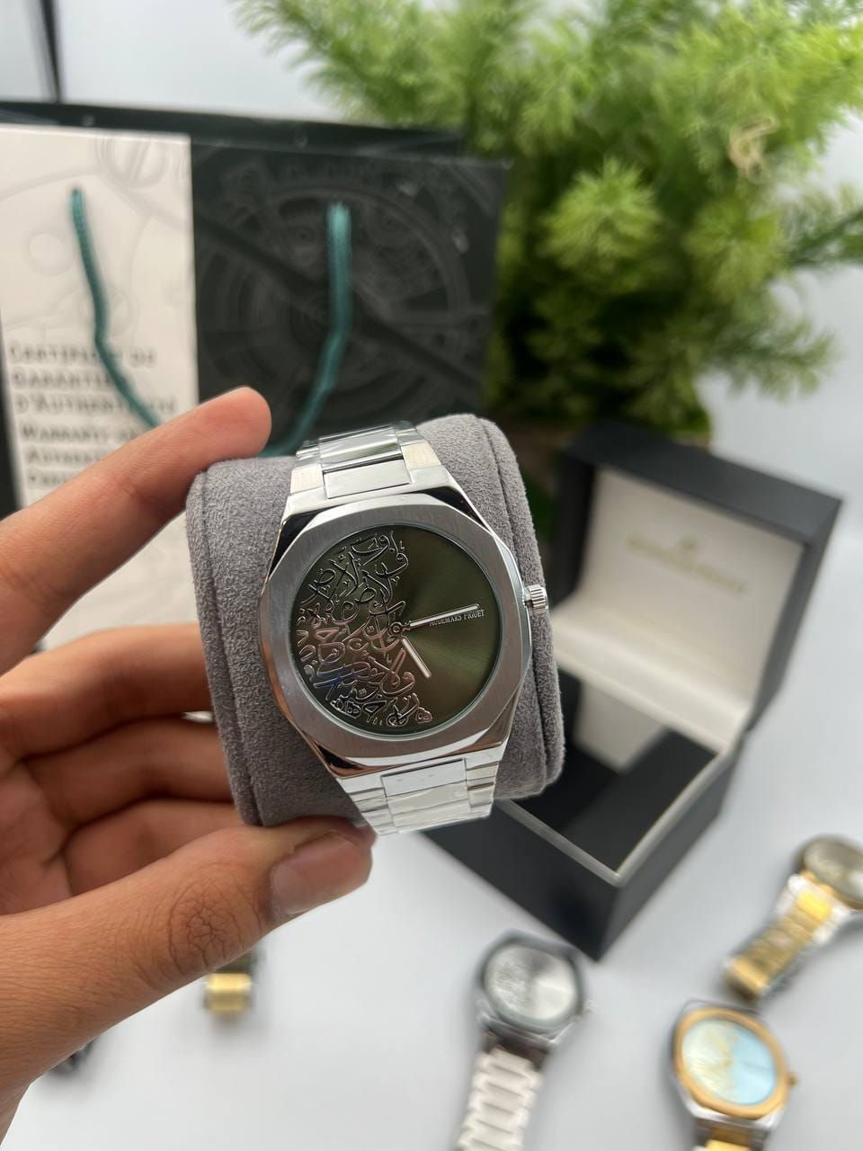 😍 وصلنا حديثا رجالي AP  😍
💕نقش المينه بأحرف زغرفه عربيه 💕
😘طلاءثابت 100٪ الأصلي 😘 
🤩الجامه زفير ضدالخدش والصدء🤩 
🤗ضمان 2سنه  حقيقي من تاريخ الشراء
مستعدون لعمل الطلبيه حسب الطلب
  🌷توجد موديلات وتصاميم حديثه🌷
 🌺زورونا ستجدون كل ماهو جديد🌺
لمعرفه الأسعار 
 الاتصال على الرقم فايبر واتس اب...
*********** سيد عمار
 *********** مهدي 
يوجد توصيل  جميع محافظات العراق 
           مجمع عالم الساعات 
       الديوانيه السوق الكبير 
      محمدعبدالرزاق الخضري
