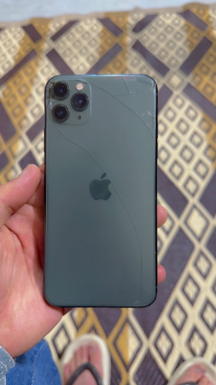 11 برو ماكس ذاكرة 64 بطارية 75 شحنة حلوو الجهاز بلادي ما مفتوح
الضرر وكع مني وكفت البصمة والضهر انضرب الباقي مكفول وشغال مكاني بغداد حي الجهاد ***********  سعرة 225 الف
