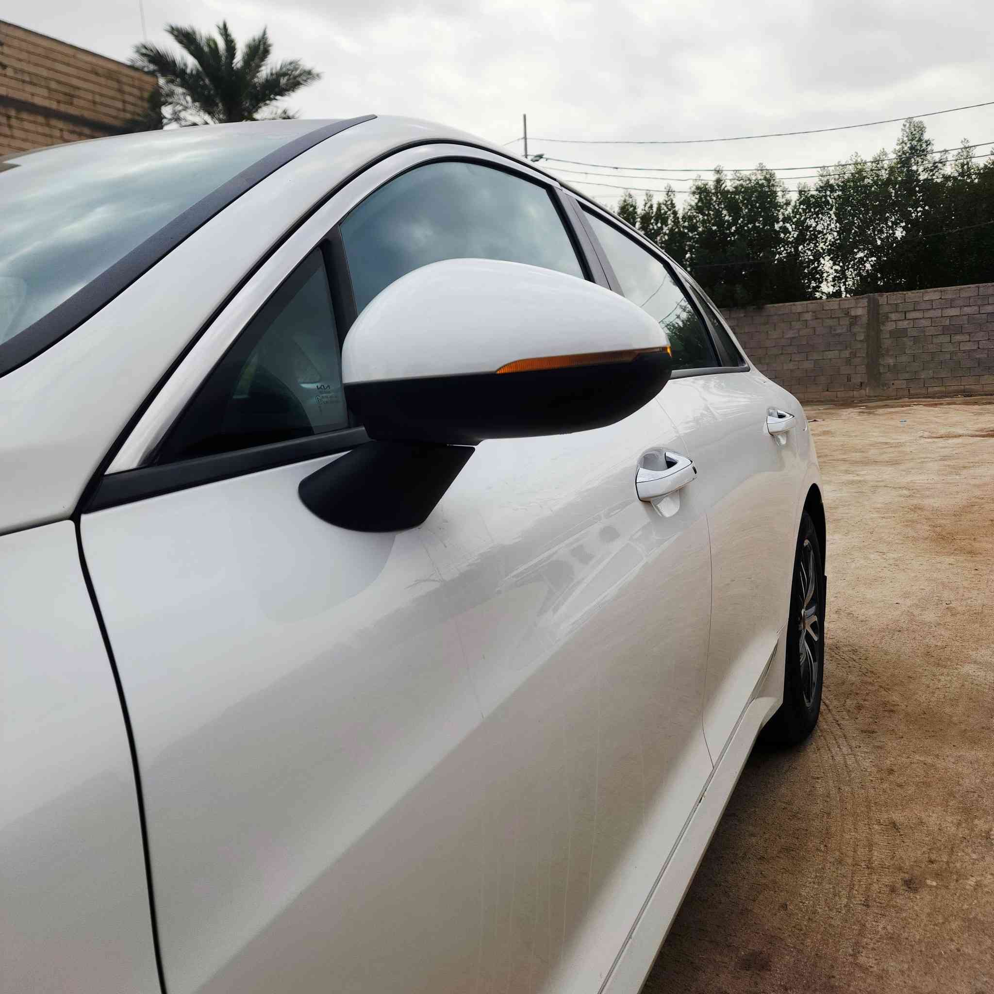 كيا K5 2022 خليجي
كيا K5 2022 خليجي محرك 2.0 دوش
عداد الممشى 52 الف استخدام شخصي
بصمة ابواب 
تشغيل عن بعد
حساس امامي خلفي
كامرا خلفي
دخول ذكي (اشارة ترحيب) ومري شفط اوتو
شاشة ابل كار بلي لمس
كشنات جلد بيجي
كشن السائق كهرباء 
تبريد شاشة لمس وتبريد خلفي
خمس وضعيات قيادة
فول تحكم ستيرن جهتين
مثبت سرعة
اربيل بأسم شركة
السنوية نافذة لغاية شهر 12-----2027 
كفالة ما عدا صبغ اسفل البگلايت نتجة ضربة ستوته وتكحيل قليل في طرف البنيد فقط
***********
