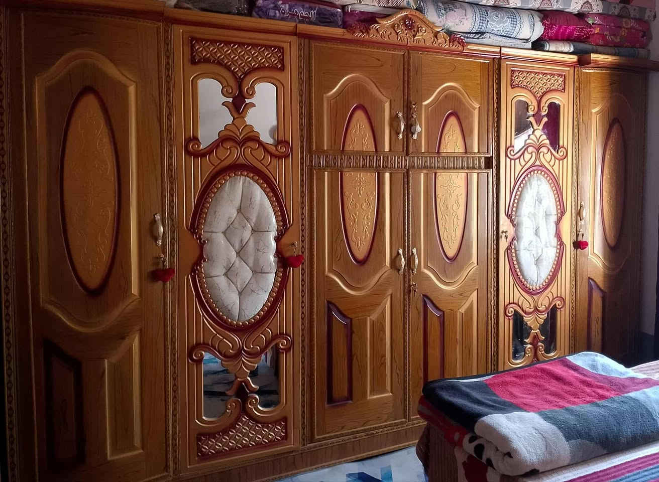 غرفة البيع مستخدم قليل سعر 900وبيهة مجال قليل مكاني نجف***********
