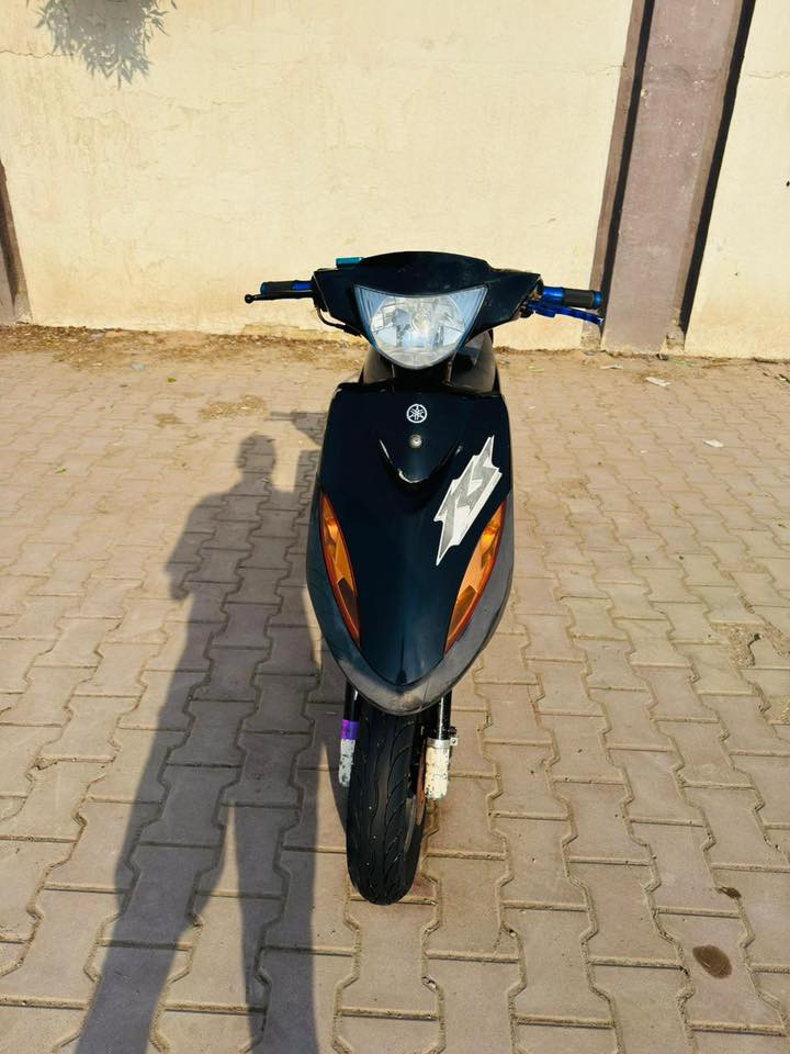 سلام عليكم دراجه ماكس عدله نزلتها من رمبه صار 20 يوم تجي وتشوف بعينك مكاتبه مالتها من ضلال دراجه مزوده من كلشي يدات بانزين ويدات بريك دبل خلفي رياضي  دبل آمامي رياضي الكور تزويد من تايون صالنصه أف ام شيال رياضي سعره مليون بيها مجال شي قليل ***********
