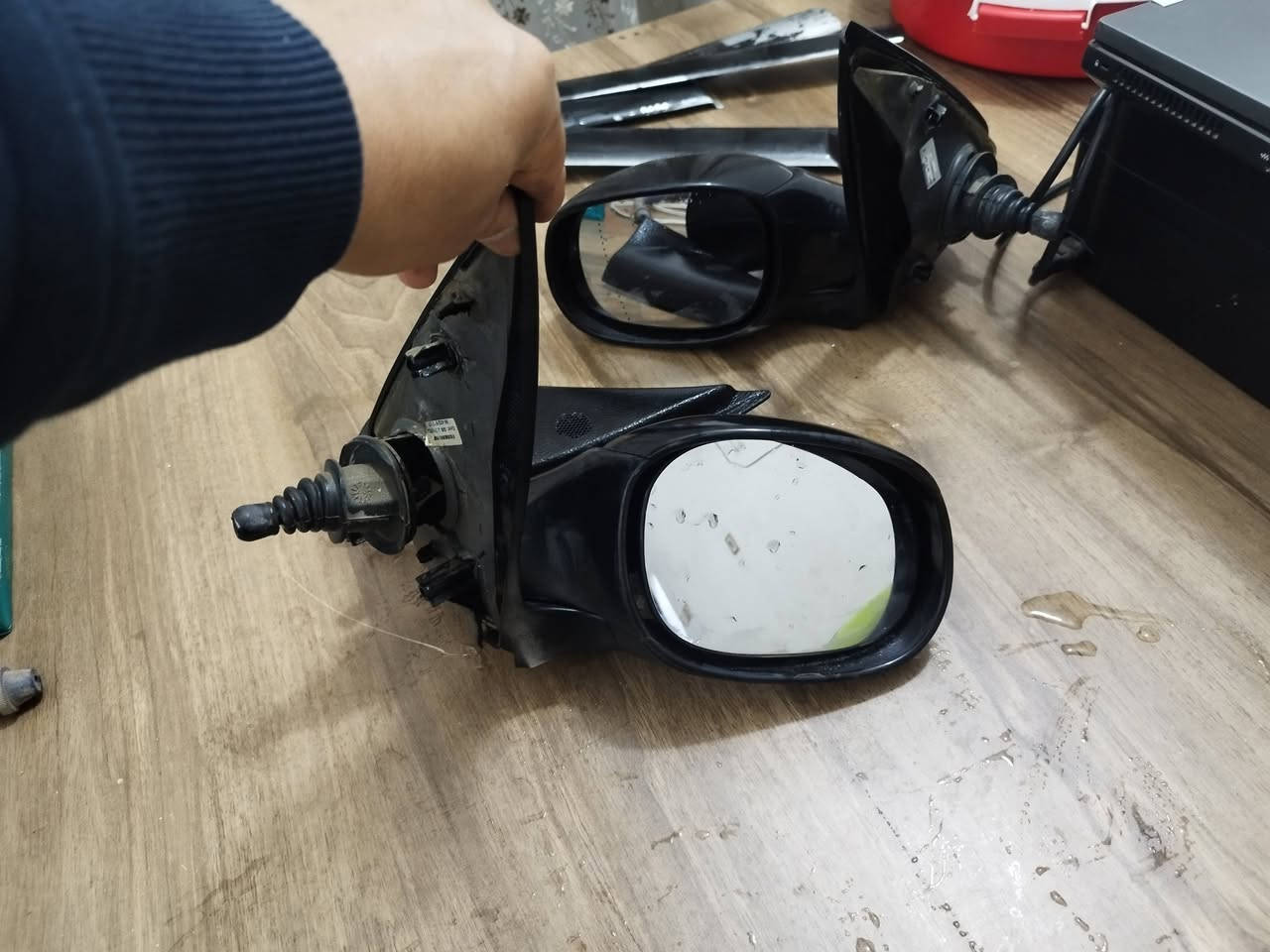 للبيع مرية جانبية مال كصه بلاد مال بيجو ٢٠٦ جدد وكاملات حتى براغيهن وبسعر ٤٥ الف قفل توصيل موجود للاستفسار 
***********
