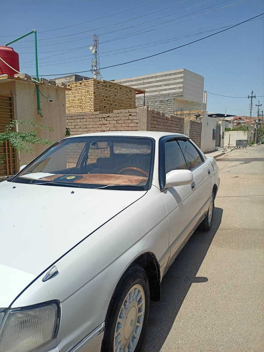 السلام عليكم 

تويوتا كراون(بطة)فنر بلاد موديل 93 _ رقم بصرة انكليزي سنوية لغاية2030 
راعيها صديقي بيتهم يمي
مكينة 2500 VVT جديدة
تبريد شغال _ سنتر لوك 
شاشة كار بلي _ لايتات زينون 
#للعلم_السيارة_استخدام_شخصي

كفالة من الكص والنقل
البدي كفالة من الضربة والصبغ ما عدا رشات بالمداكر الخلفية والقمارة 
وخياس بسيط ببعض الاماكن 

السعر 63 وبيها مجال بسيط جداً للشراي

مكانها:البصرة/قضاءالمدينة
للاستفسار: ***********
*********** المدينة, البصرة
