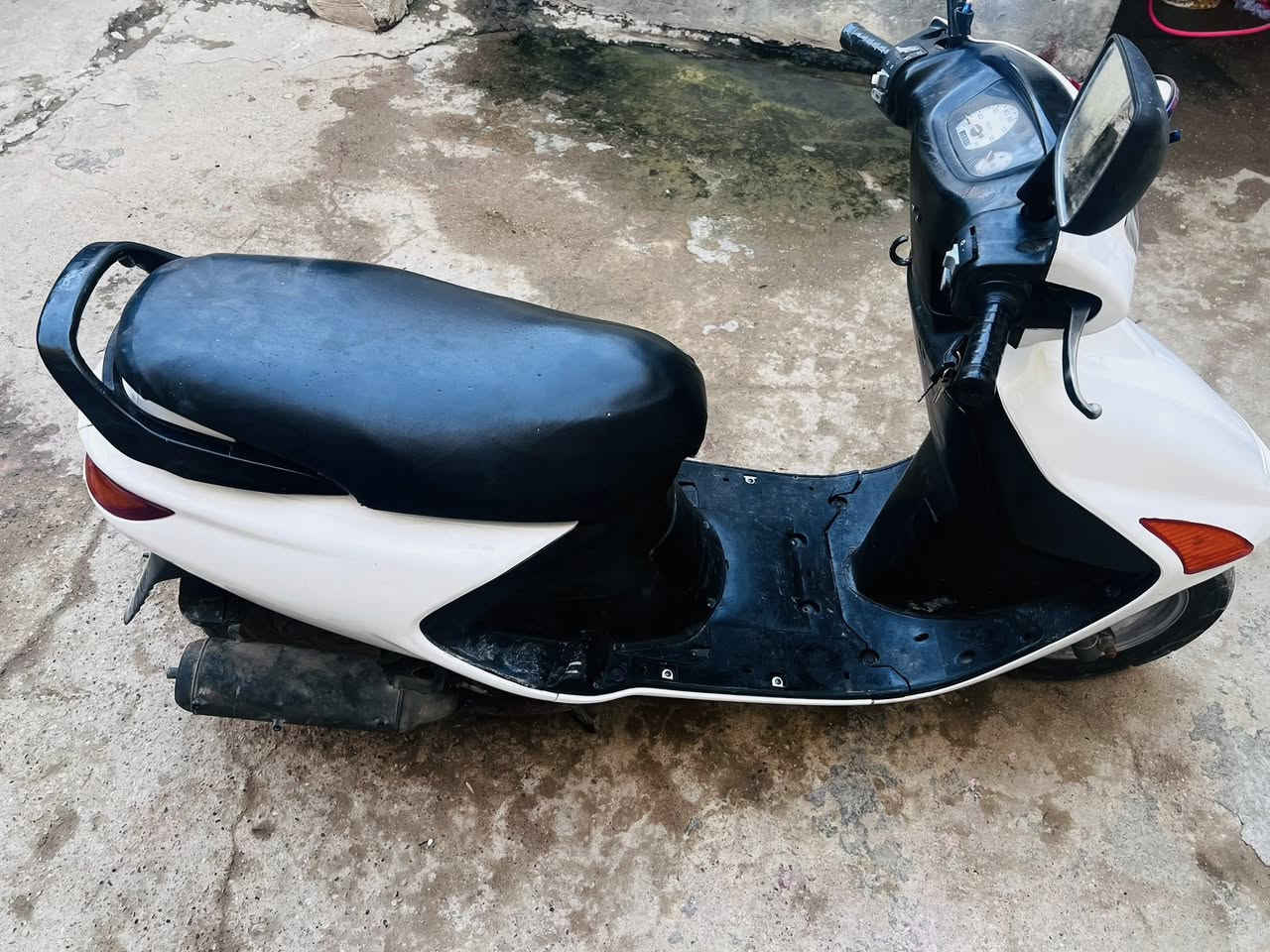 فراشه للبيع مكاني الشطره
جاهزه مابيه أي نقص لايت زنون كهربائيات كله شغاله 
كفرات جدد شرط ختم واحد سعره 375


**إذا كنت صاحب هذا الإعلان وتريد حذفه لأي سبب، رجاءا أرسل رسالة إلى الدعم الفني**