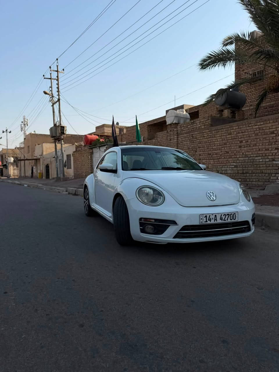 السلام عليكم بيتل 2018 SE 2.0tsi
بيع او مراوس ، السياره حادثها من امريكا فقط دعاميه 
اماميه 
بالعراق صارت بيها طخات سطحيه بلجاملغات الاماميه بدون دواخل وتبدلن بقطع اصليه وعندي صور ومقاطع قبل و اثناء و بعد التبديل وربع بنيد تقريباً صبغ بدون ايرباك بدون دواخل 
السياره جاهزه للاخير نقصها الوحيد دبه زراگات 
السياره بانورما ، شاشه كبيره ، تدفئه كشنات ، تدفئه بلمري 
هيتر جامه خلفيه ، نقاط عمياء ، رادار خلفي توقف ذاتي 
كامره خلفيه , ابل كار بلي اندرويد اوتو ، داش كام امامي خلفي ،
سستم صوت عالي ونقي جداً ، مع باقي مواصفاتها المعروفه 
سعر السيارة 120$ بي مجال لاتقارنها بغيرها الي بدون بانورما وشاشه صغيره رقم بصره الجديد سنوية 2030 مشروع وطني  ،
مكان السياره ميسان العماره
***********
 
3VWJD7ATXJM711176
