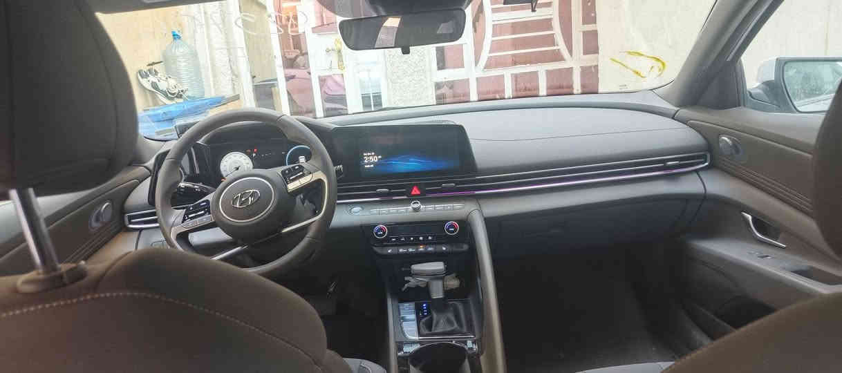 السلام عليكم
النترا 2025 وارد امريكي
رقم بغداد 
ظرر موضح بل صور 
مواصفات   sel 
مكينه2000دوش 
ثلاث انظمة قياده نورمال. سبورت. سمارت
توقف ذاتي 
رادار امامي خلفي 
فتحة سقف 
شوشه تحكم كبيره
تشغيل عن بعد
شاشه تحكم تبريد 
تدفئة مقاعد اماميه
تتبع مسار 
مراقبة سائق
اهواي مواصفات 
شراي اتصل ***********
علما كتاب شهداء سنتين وتتحول مكمرمه ومرقمه كامله
