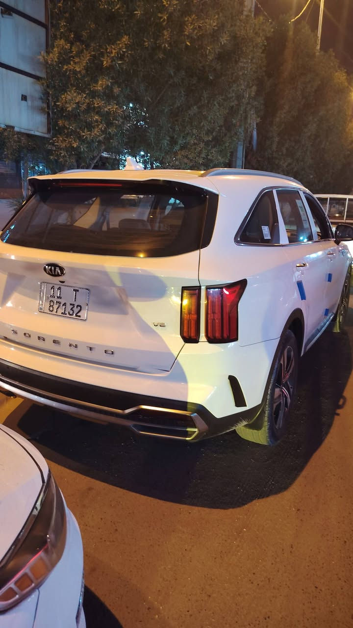 البيع سورنتو. مديل 2021 خليجي ضمان شركه دوليه رقمي ***********  مكاني بغداد
