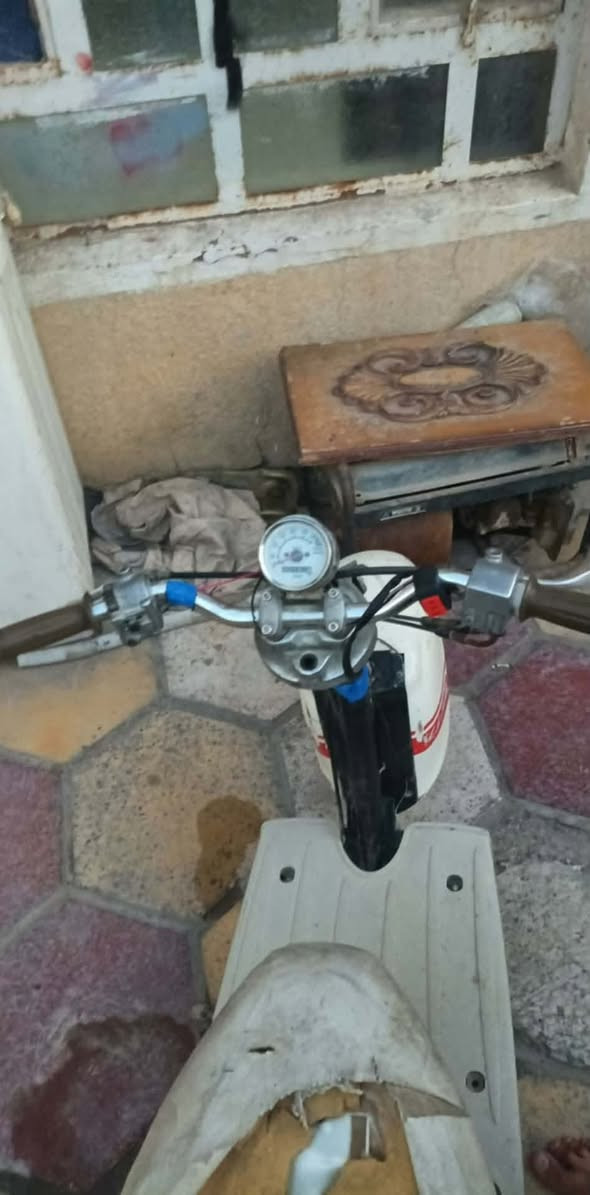 مصريه شغاله مكينه ما مفتوحه نقصه بس كفرات ب١٥٠ وبيه مجال مكان سوك شيوخ ***********
