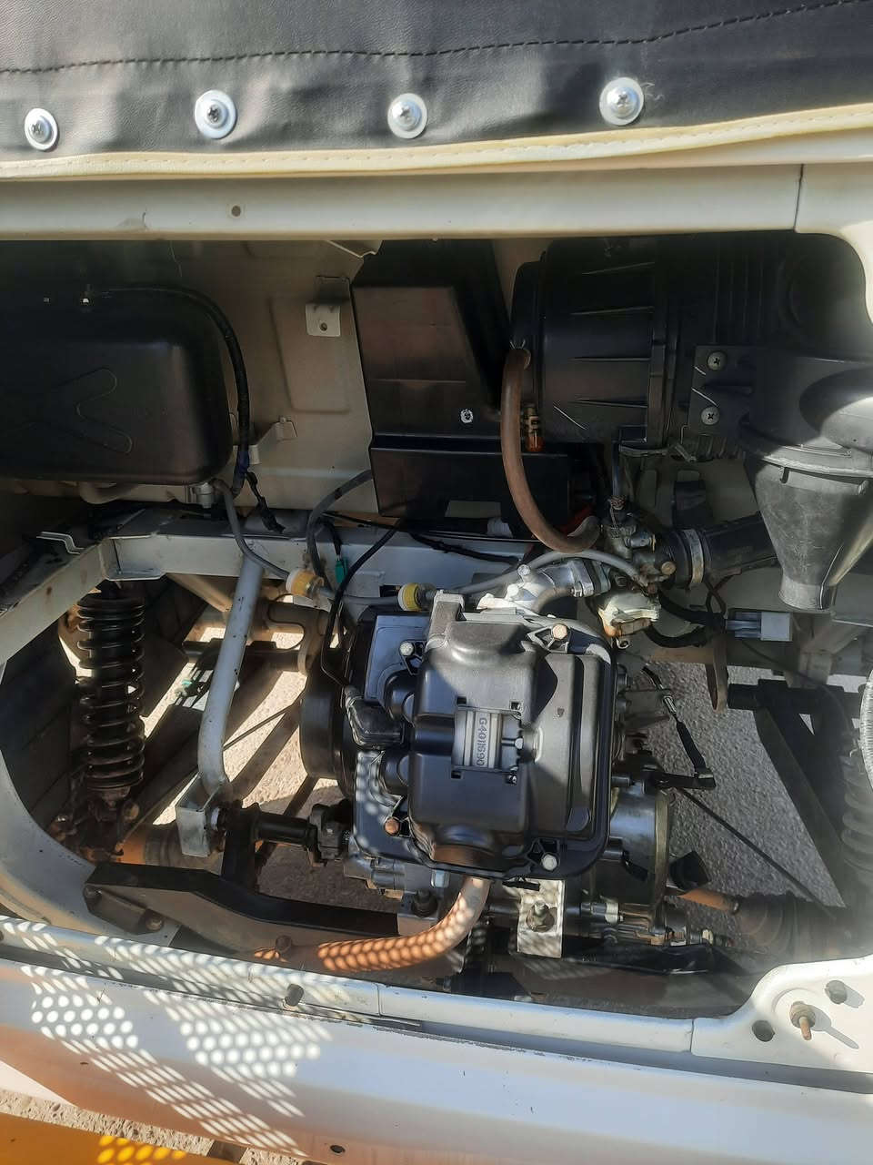 السلام عليكم
تكتك TVS موديل 2021 بدون بيبان 
تكتك بس من شغلة صبح دخان قليل وتقطع بدون تنقيص خلاص صوت المكينة ناعم 
تكتك بيهة ضربة خفيفة جوة البك لايت اليسر شبر وصبغ هلال  تكتك بدون خياسات 
خير من الله عضمتهة حلوة شوفت عينك 
سعر 6 و200 بيهة مجال حك الجية
العنوان بغداد المحمودية ***********
