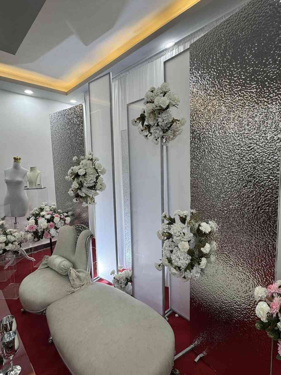 السلام عليكم
كوشه للبيع (جديده)

صممت بطابع اوربي وبمواد مستورده

وبسعر مناسب 

للاستفسار:***********
