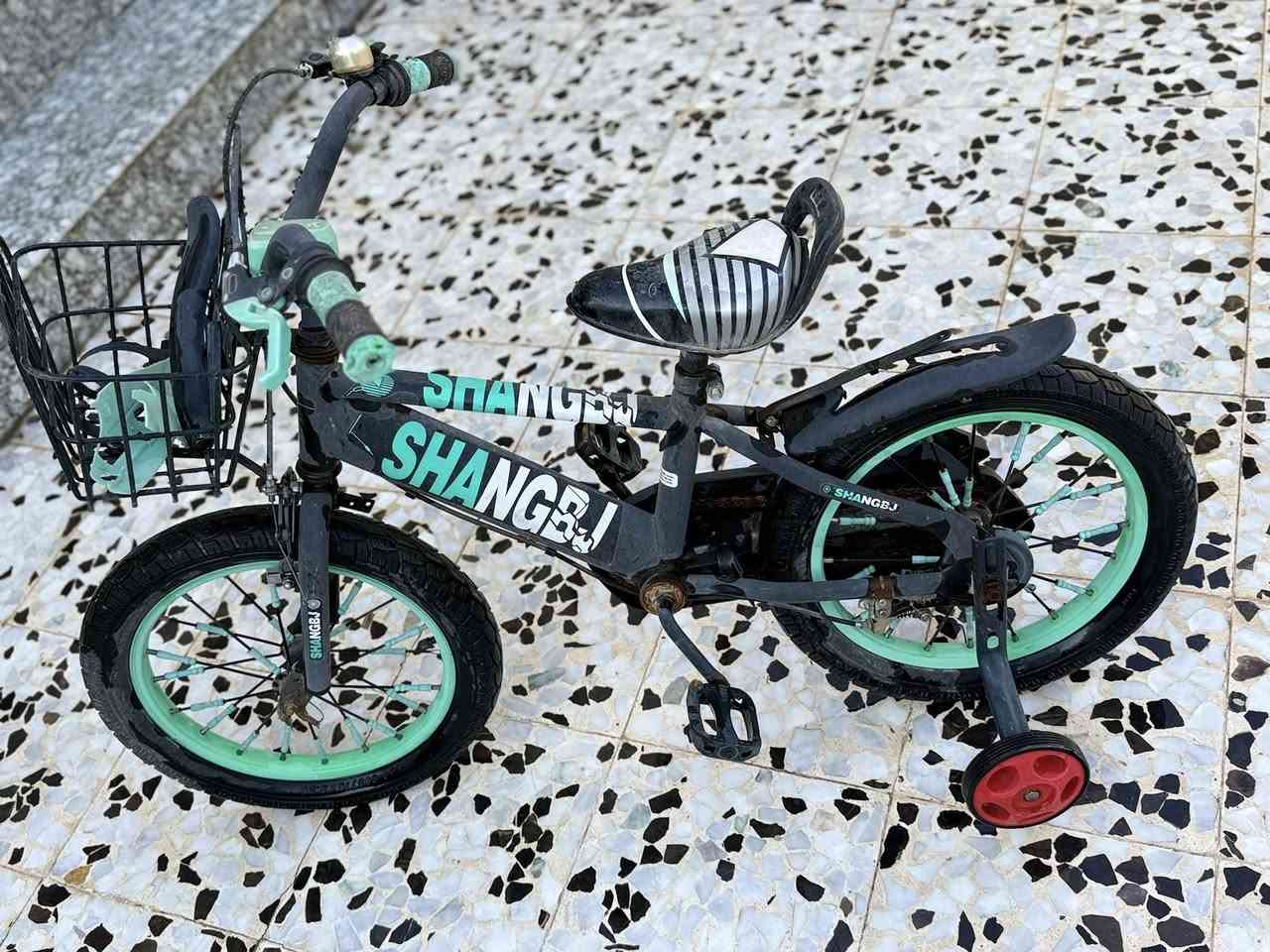 السلام عليكم عندي هذا للبيع ب ٣٠ مكاني موصل


**إذا كنت صاحب هذا الإعلان وتريد حذفه لأي سبب، رجاءا أرسل رسالة إلى الدعم الفني**