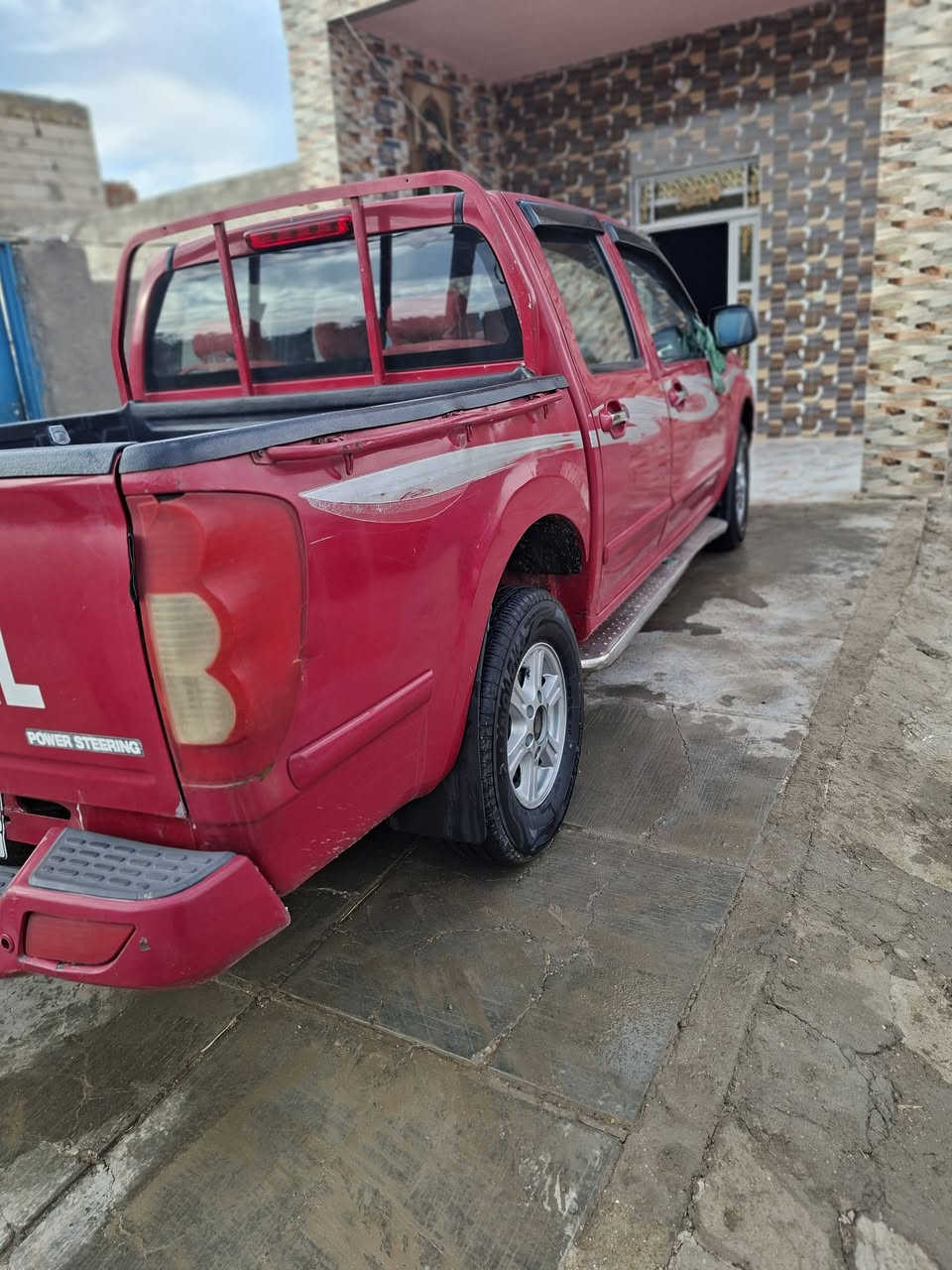 سلام عليكم سياره البيع موديل 13الدوانيه قضا الشافعيه السعر 70وبيه مجال ***********
