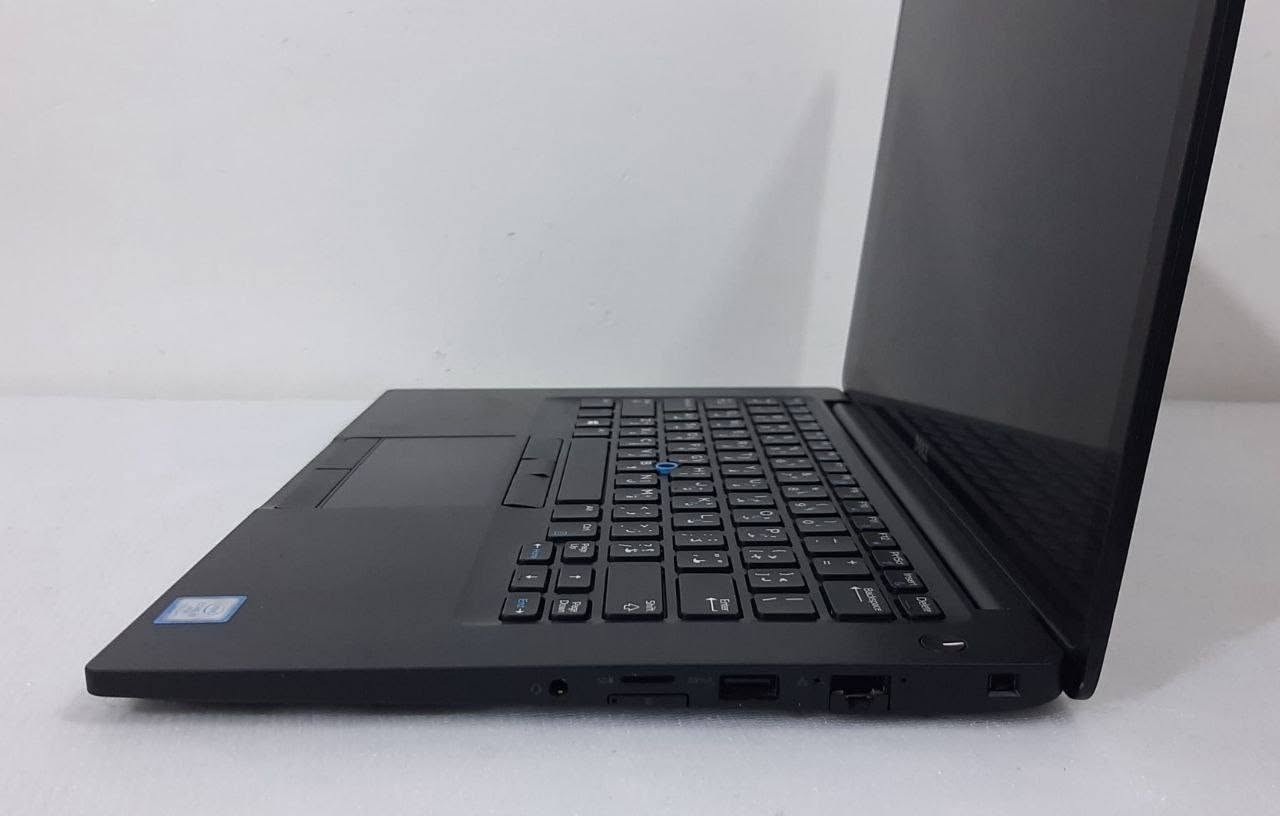 •Dell Latitude 7470
•المعالج: 5Core i الجيل السادس   

•الرام: 8GB DDR4 

•الهارد: 256GB SSD 

•لشاشة الداخلي: Intel Graphics 

4GB 

•الحجم: 14 إنش

•دقة الشاشة فول hd
•$سعر 220 الف 
•ملحقات 

•شاحن اصلي 

•ماوس 

•ماوس باد 

•حقيبة 💼


**إذا كنت صاحب هذا الإعلان وتريد حذفه لأي سبب، رجاءا أرسل رسالة إلى الدعم الفني**