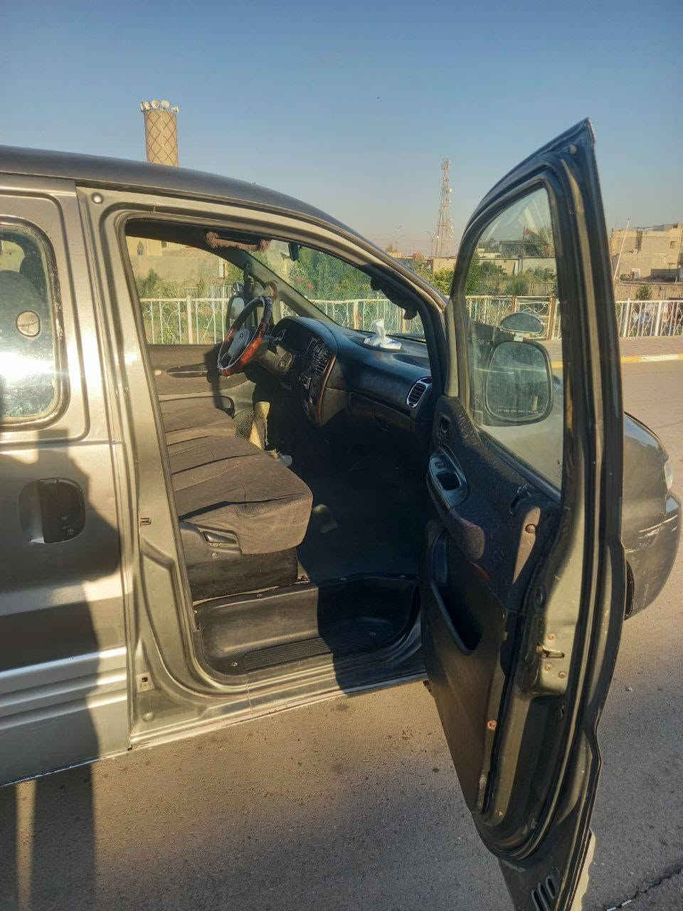 اخوان  السلام عليكم  للبيع  استاركس  موديل  ٢٠٠٠ بغداد رقم انكليزي صبغ حزام سنتر للك ريمون  تخم  تاير كهرباء  كله  شغاله شرط التحويل  نكره  سلف المكينه بيه بخار بدون تنقيص مكان السياره الصويره ناحيه  الحضريه للتواصل  *********** السعر ٦٠ وبيه مجال
