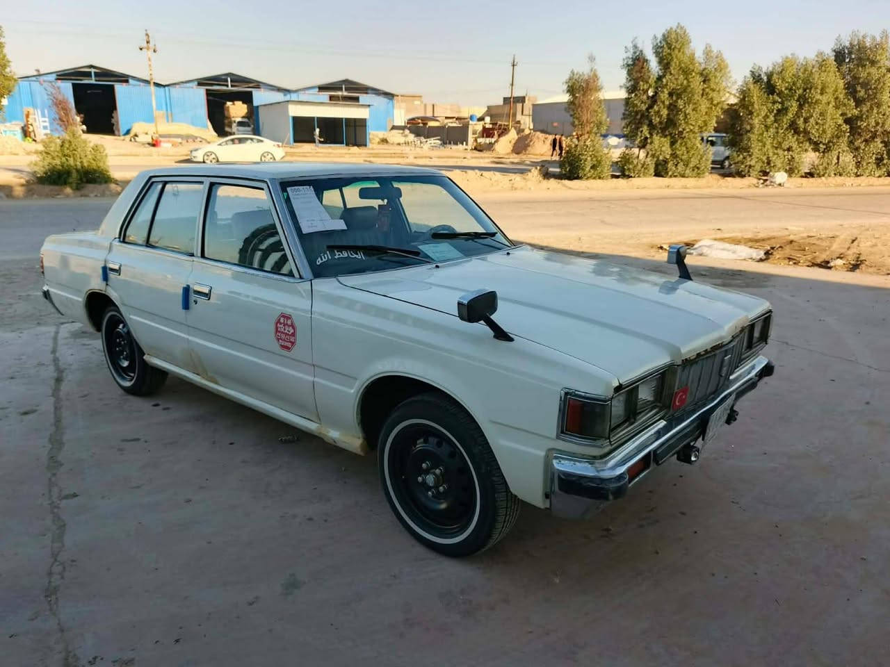 السلام عليكم كراون موديل 81 للبيع جاهزه سنويه لل 28 رقم الهاتف***********
