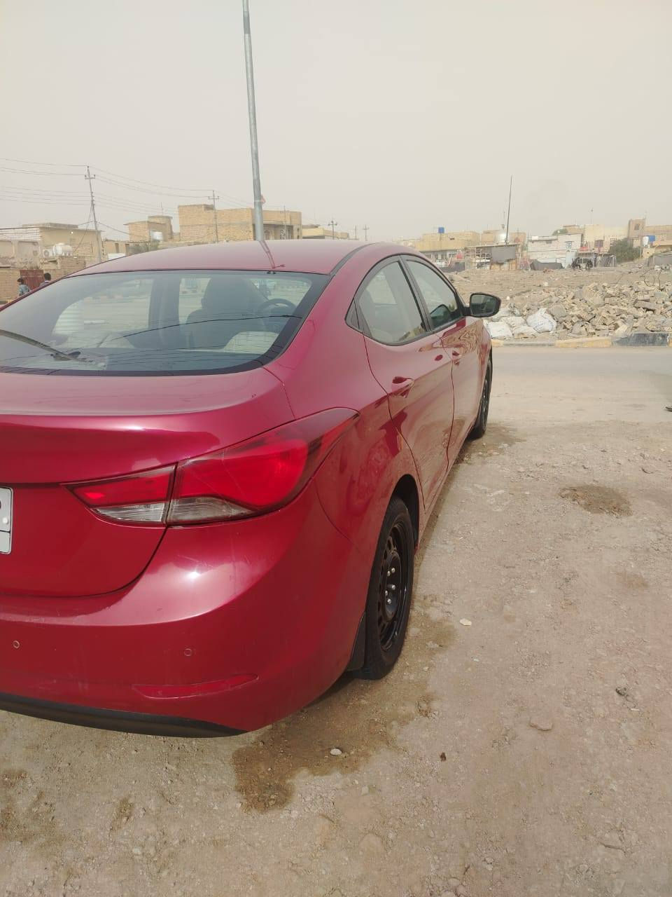 للبيع2015 السياره جاهزه مابيها اي نقص نص فول السعر (140) وبيها مجال العنوان ناصريه سوق الشيوخ،  ***********
