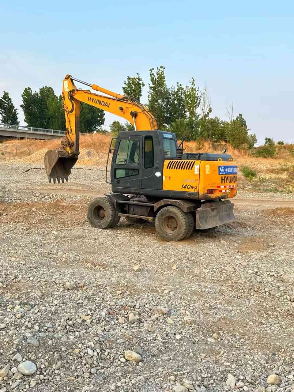 Korean imported Hyundai 140-7 wheel loader, contact me if you're interested


**إذا كنت صاحب هذا الإعلان وتريد حذفه لأي سبب، رجاءا أرسل رسالة إلى الدعم الفني**