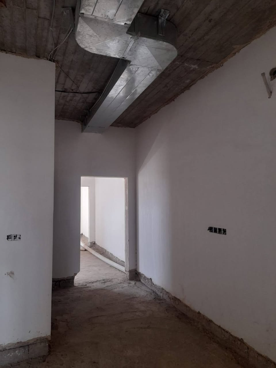 ✨ يعلن مكتب عراق المستقبل للمقاولات العامة ✨
خبرة واحتراف في تنفيذ جميع أعمال البناء والإعمار:
🏡 بناء الدور السكنية وفق أحدث التصاميم العصرية
🔧 ترميم وتأهيل البيوت القديمة بأعلى جودة
🏗 تكملة الهياكل الإنشائية باحترافية تامة
🏬 تنفيذ وبناء المحلات التجارية.

📞 للاستفسار والتواصل:
المهندسة رؤى الراوي 👷🏻‍♀️
***********
ـــــــــــــــــــــــــــــــــــــــــــــــــــــــــــ
المقاول 🏘️🏗️
***********
***********
ـــــــــــــــــــــــــــــــــــــــــــــــــــــــــــ
نحن نبني ثقتكم… قبل أن نبني مشاريعكم.
