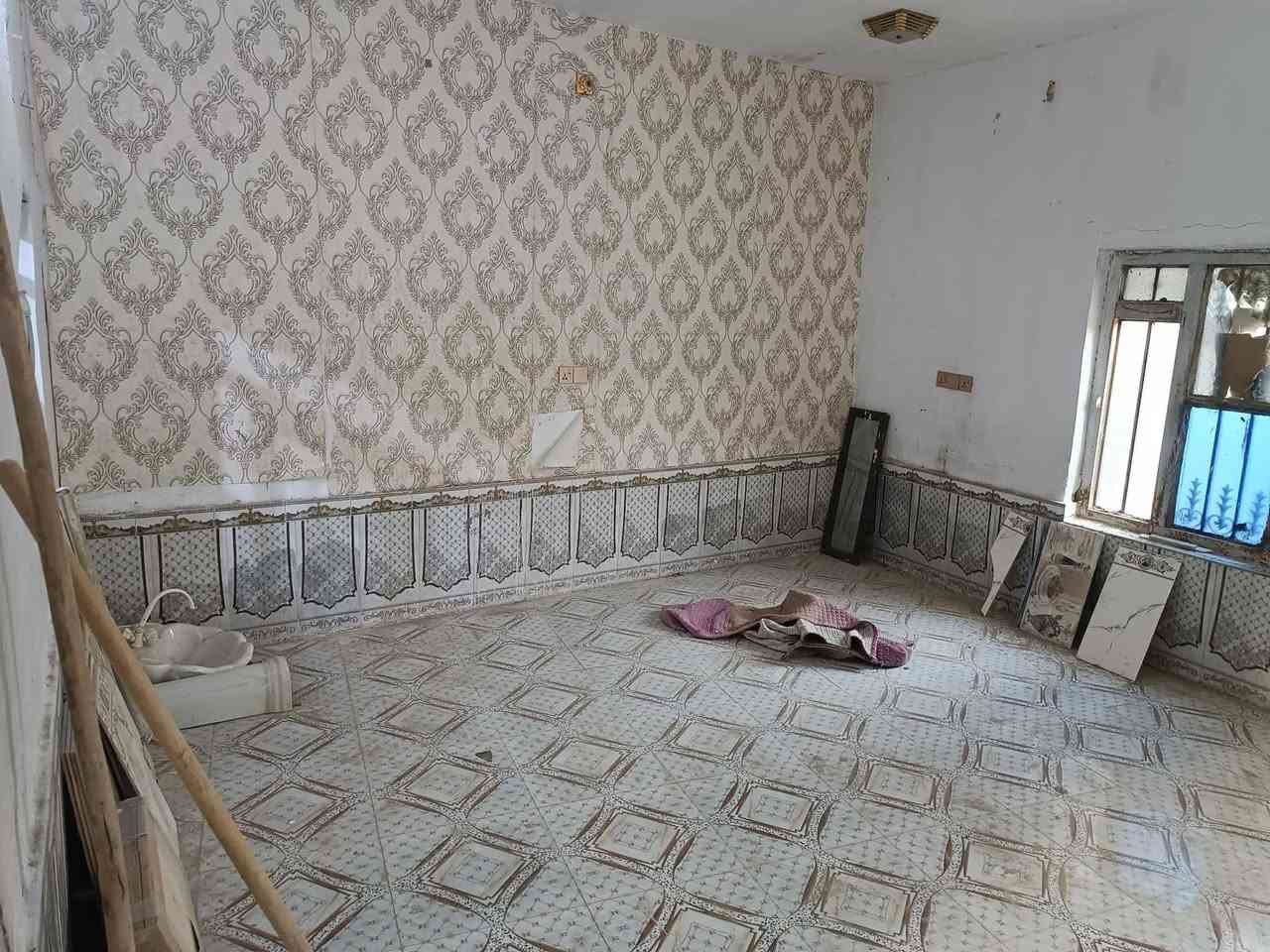 بيت زراعي بحي شهداء مؤمن قريش غرفتين وصاله وصحيات ومطبخ ومنور وترك خلفي
لبيت كل سراميك عكاد مقدم بيه كتاب لبلديه علمود تمليگ  مساحه150 كهرباء ضفيرة ماي مجاري  مولد شارع كامل مكمل

السعر 19 قفل


**إذا كنت صاحب هذا الإعلان وتريد حذفه لأي سبب، رجاءا أرسل رسالة إلى الدعم الفني**