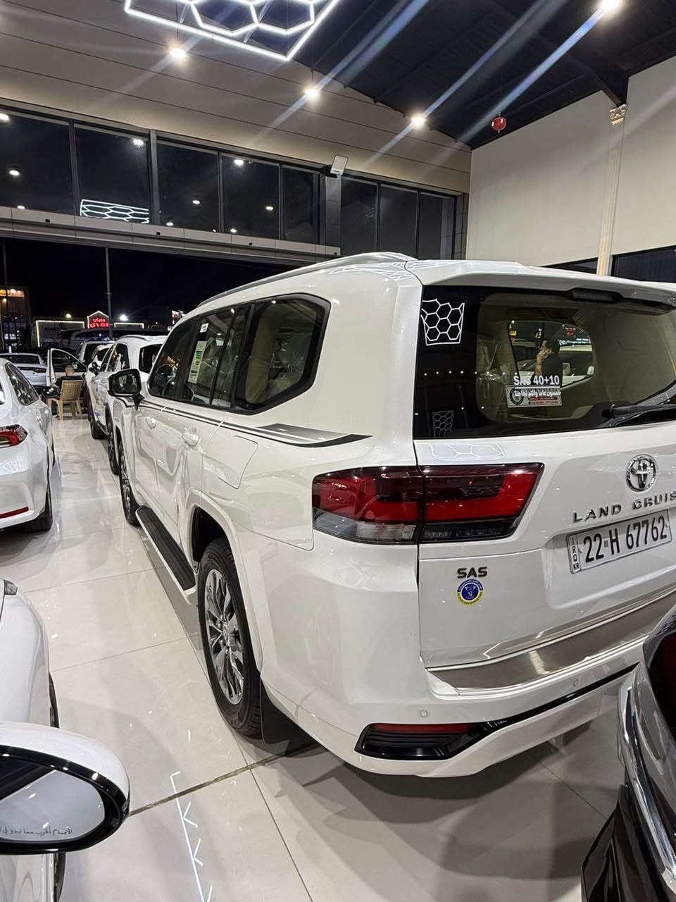 السلام عليكم 
لاندكروز مديل 2022
تنفس طبيعي رقم اربيل تحويل وكالة
سياره كفالة ماشية 56
مغلفة نانو 
موصفات الاندكروز GXR معروفة
السعر 605
وبيها مجال 
مكان سياره بصرة قبلة
*********** البصرة, العراق
