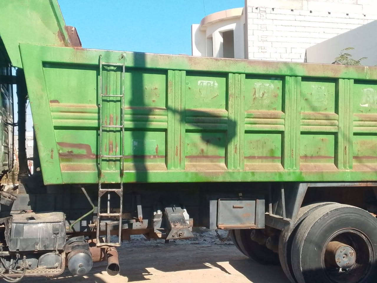 السلام عليكم سكانية143 للبيع موديل 92رقم بصره انكليزي بسمي سنويه 2030 مشروع وطني تحول ثاني يوم السياره خير من الله مجموعة باجر محرك 8اسرندر السعر 220وبيه مجال استفسار اكثر تصال68646 ***********/077100
