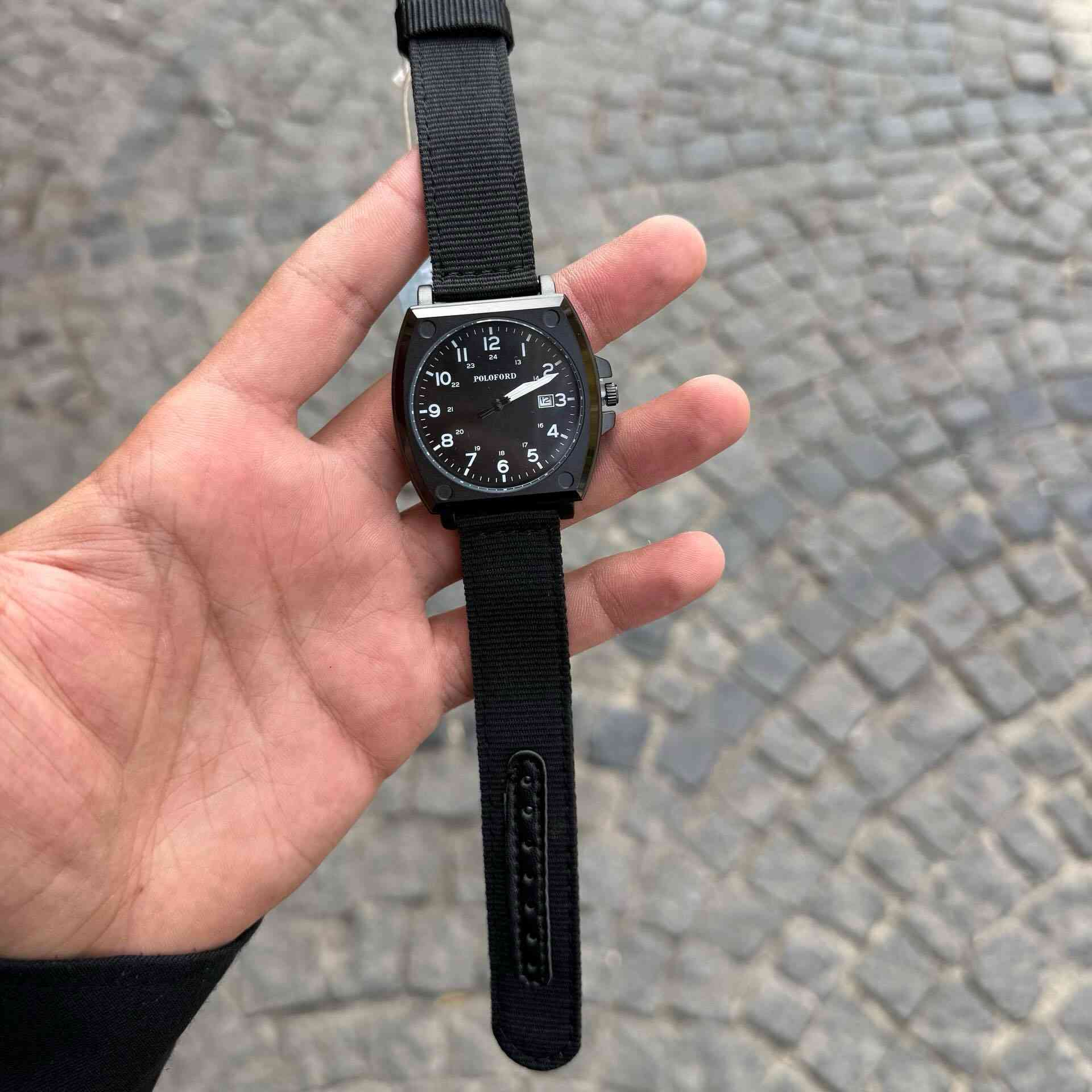 دكّة_الساعچـي⌚️
.
ساعة Poloford بتصميم Tactical انيق ✨
خامة مرتبة انيقة ..
تصميم شبابي فخم ..
مناسب لكل يوم ..
بضمان حقيقي للقطعة 🔥
(السعر 30 والتوصيل مجاني )🔥🔥
للحجز والاستفسار دايركت او على الواتساب 📲
يتوفر توصيل لجميع المحافظات 🚚
.
#العراق #viral #reels #trending #luxury ng


**إذا كنت صاحب هذا الإعلان وتريد حذفه لأي سبب، رجاءا أرسل رسالة إلى الدعم الفني**